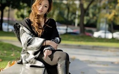 坐着那根东西写作业